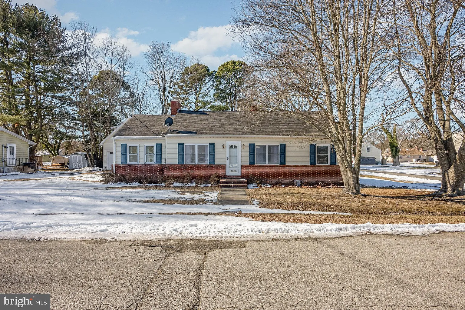 5886 Williams St photo 1
