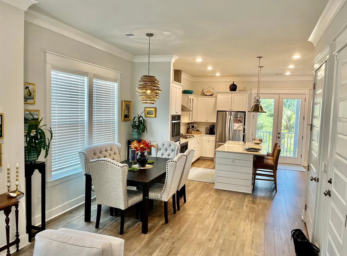 804 Kings Oak Ct — Photo 4