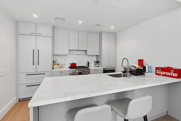 Rented by Douglas Elliman | media 2