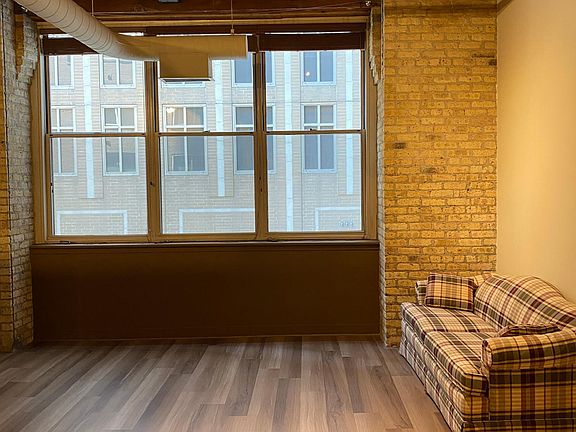 3rd image of 540 N Lake Shore Dr APT 214