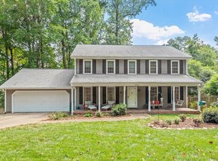 6716 Ridgecroft Ln, Raleigh, NC 27615