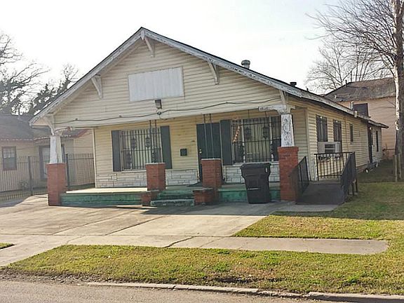 2nd image of 6842 Avenue E