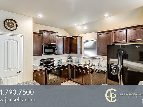 4th image of 2304 Jonathan Creek Dr
