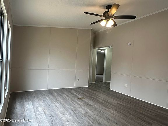 4th image of 34 Grant Ln
