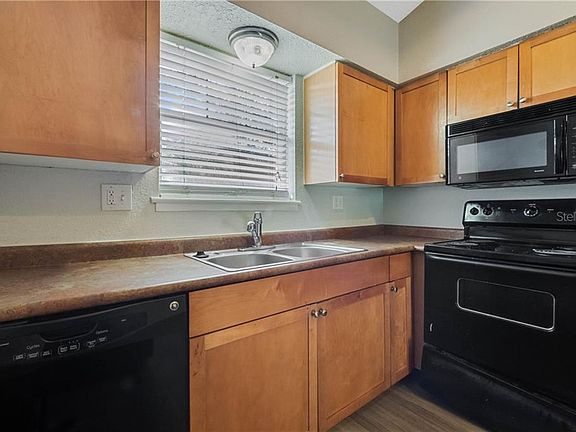 5th image of 732 E Michigan St Unit 110