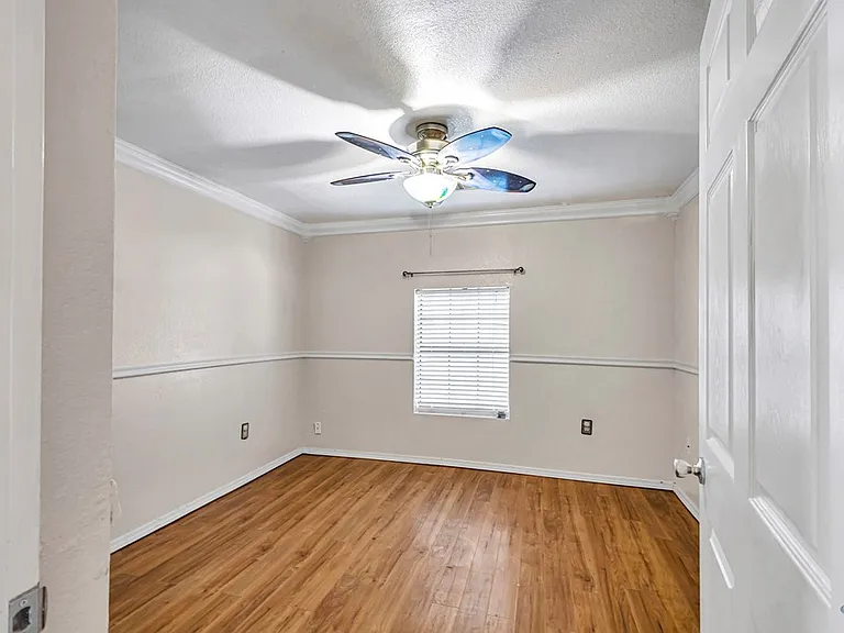 3114 S County Road 1193 — Photo 36