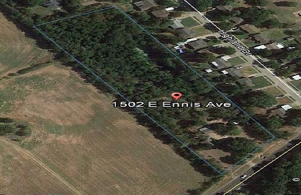 1st image of 1502 E Ennis Ave