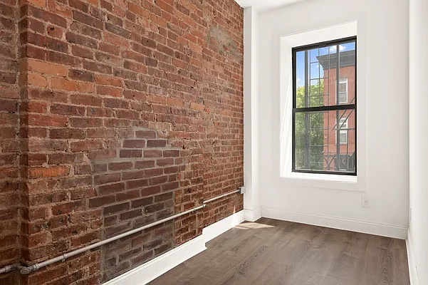 Bedroom, photo 3