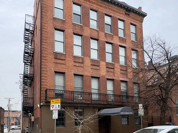 Apartment Units with In-Unit Laundry in Mt Vernon, Baltimore, MD!