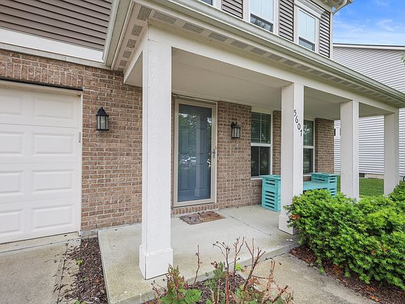 3rd image of 5607 W Woodhaven Dr