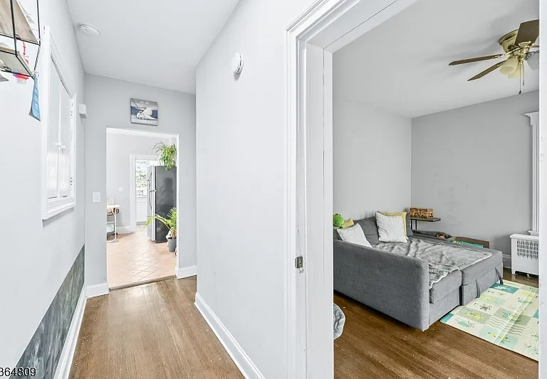 26 Hillside Ave — Photo 2