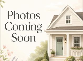 5206 Iron Ore Ln, Columbus, OH 43213