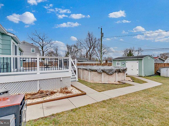 5th image of 714 Joppa Farm Rd