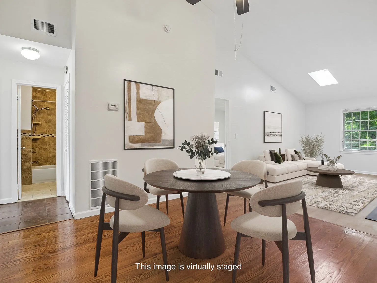2 bed, $2,600 — Photo 3