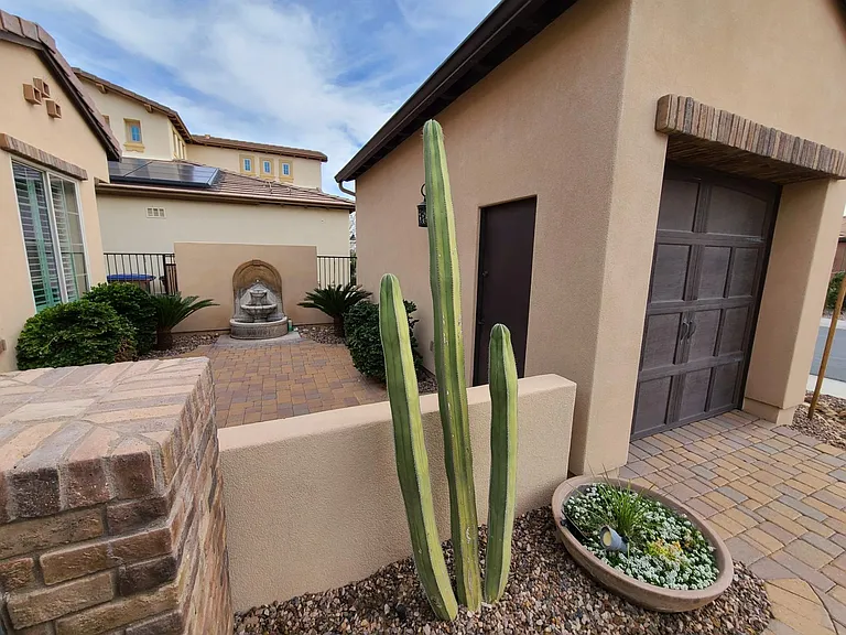 1714 E Alegria Rd — Photo 10