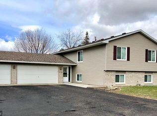 21500 Rouillard Blvd, Rogers, MN 55374