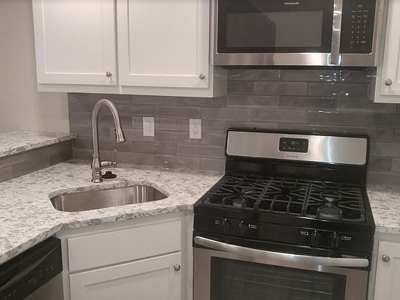 New kitchen!