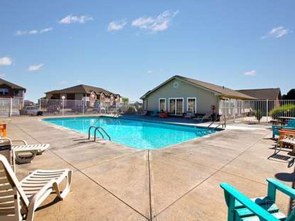 Stoneridge Apartment Homes, 716 E 56th St, Kearney, NE 68847