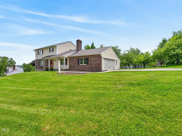 16 Park Drive, Menands, NY 12204