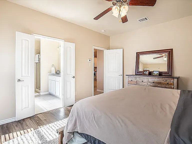 8800 Deadwood Ln — Photo 15