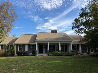 4565 Dolly Ridge Rd, Vestavia Hills, AL 35243