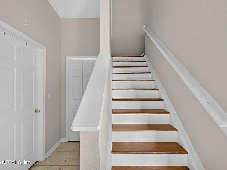 7047 Deer Lodge Cir #106 — Photo 4
