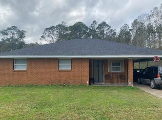 7135 Accorn St, Bay St Louis, MS 39520