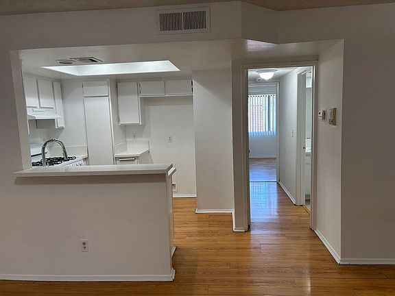 3rd image of 6400 Kraft Ave APT 10