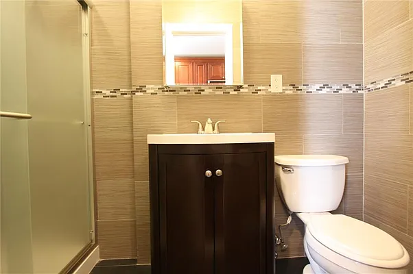 Rented by R New York | media 66