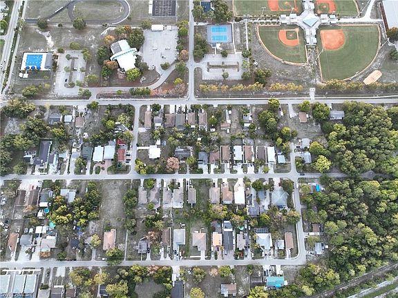 4th image of 26821 Palm ST
