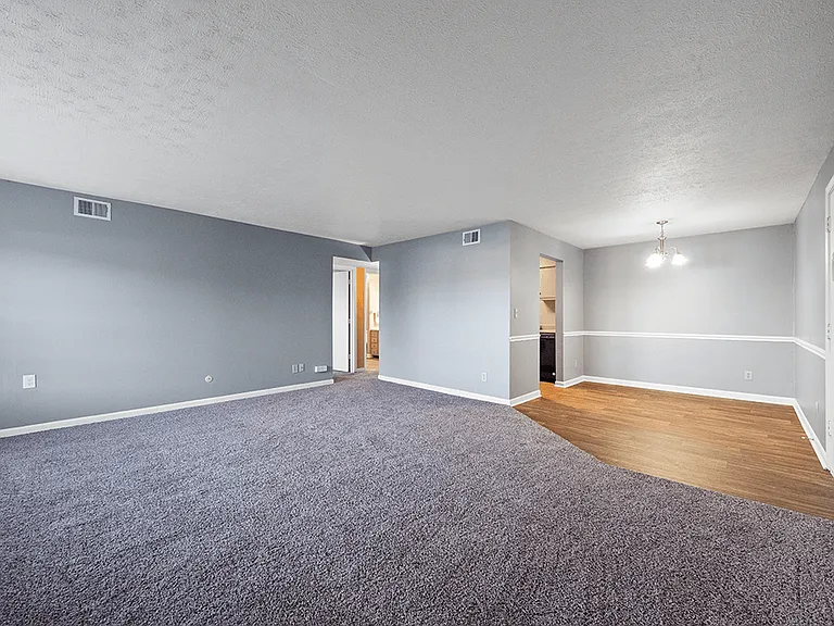 Huntley Ridge Townhomes — Photo 20