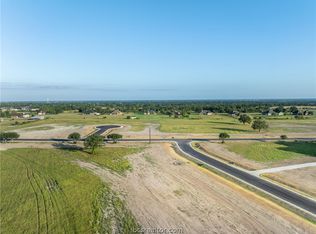 6901 Ellehue Ln, Bryan, TX 77808