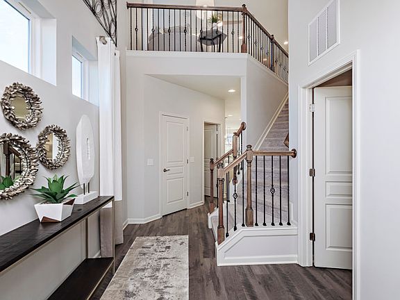 2-Story Foyer