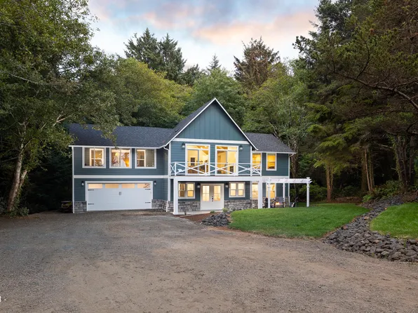 3394 Highway 101 N, Yachats, OR 97498