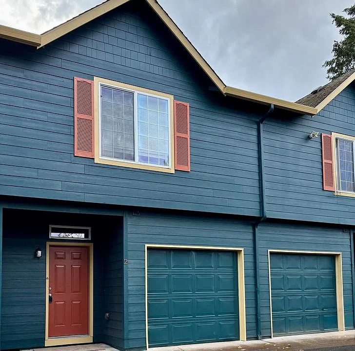 6110-6114 SE 128th Ave