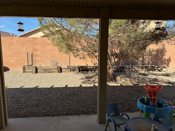3rd image of 3421 Campfire St