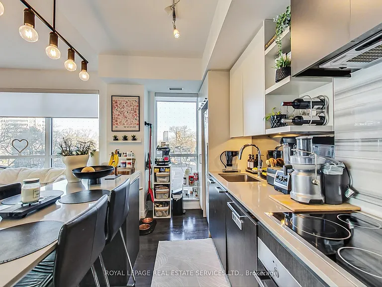 1830 Bloor St W #438 — Photo 8