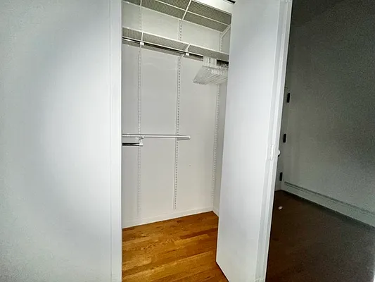 Rented by MySpaceNYC | media 8