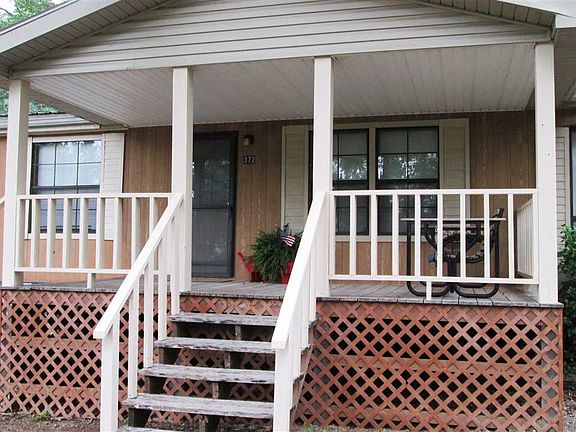 2nd image of 372 Shoreline Dr