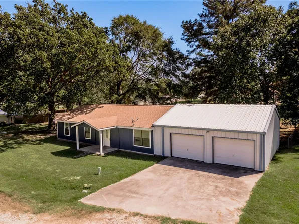 169 W Sunset Dr, Trinity, TX 75862