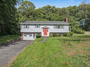 11 Federal St, Blackstone, MA 01504