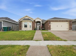 7961 Snake River Dr, Corpus Christi, TX 78414