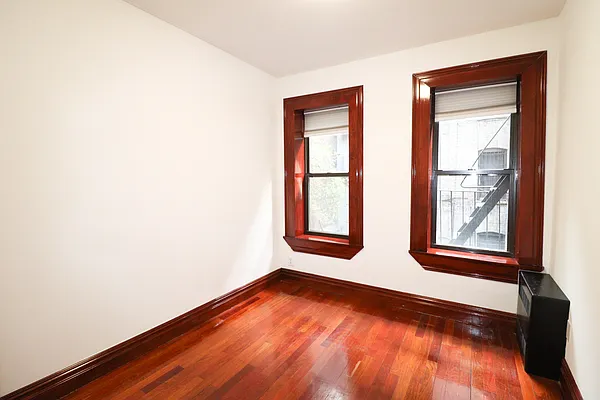 Rented by Corcoran | media 14