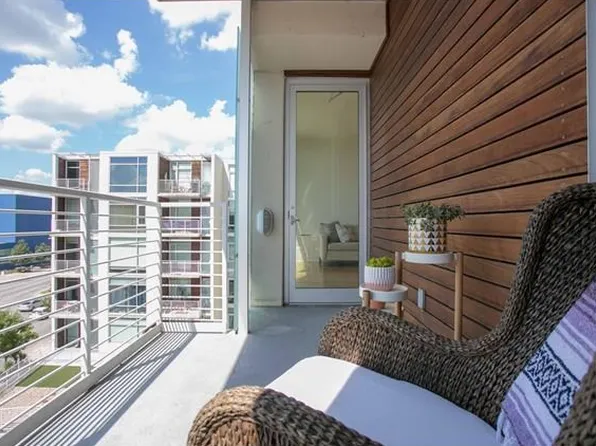 210 Lee Barton Dr Unit 520, Austin, TX 78704