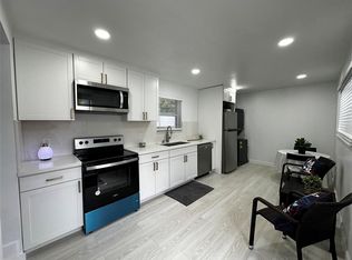 2130 SW 23rd Ter, Fort Lauderdale, FL 33312
