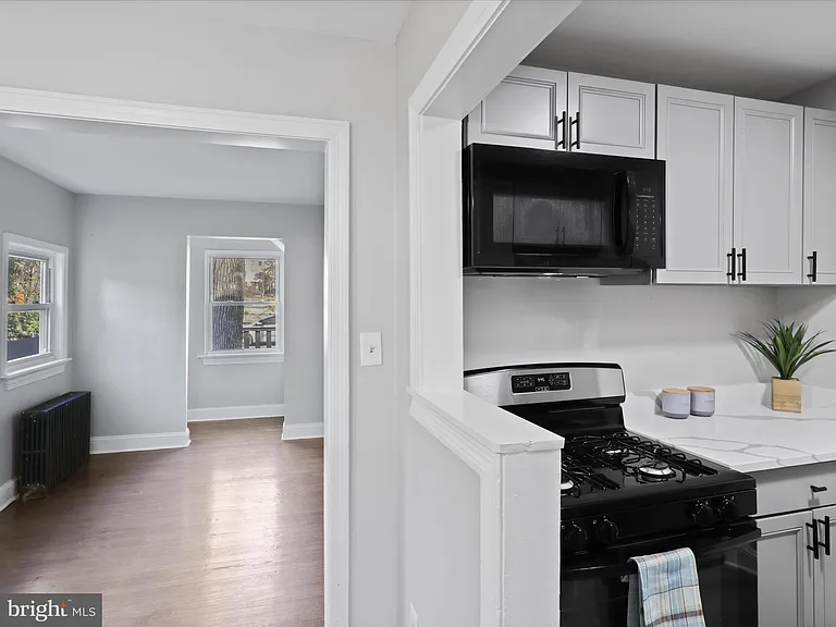 2608 Arlington Blvd — Photo 13