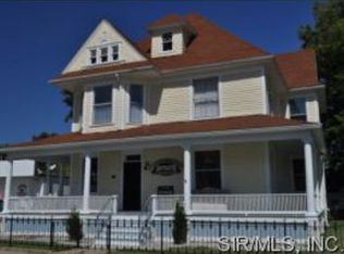 9 East Broadway, Trenton, IL 62293