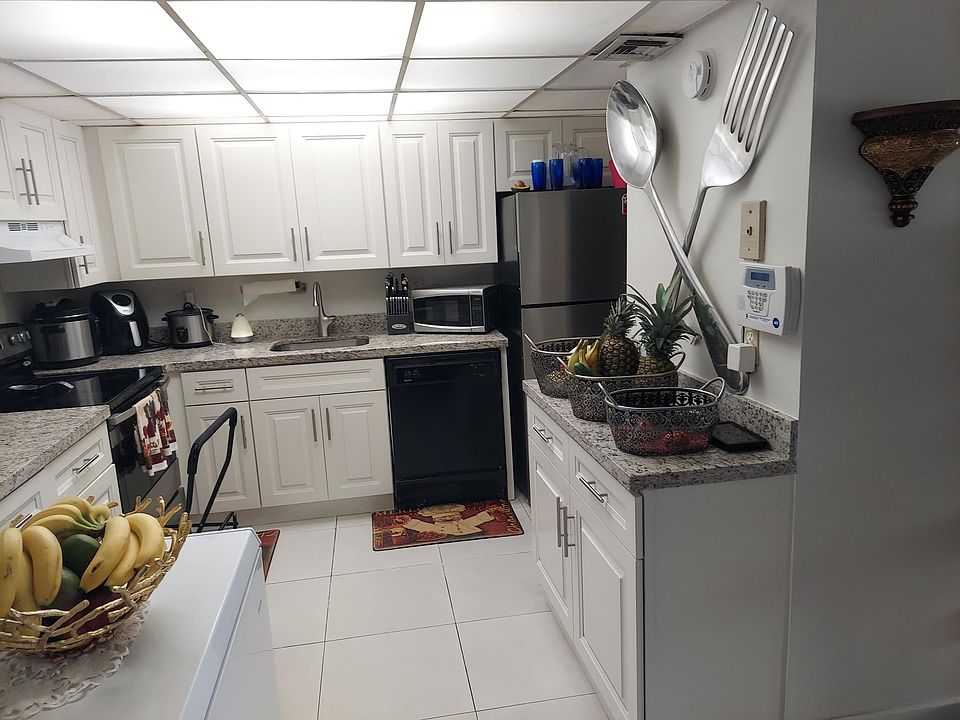 1st image of 9150 Fontainebleau Blvd APT 303