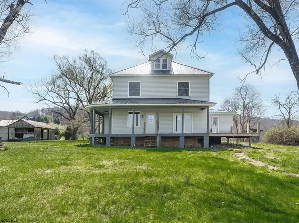 303 Hudson Mill Rd, Albright, WV 26519