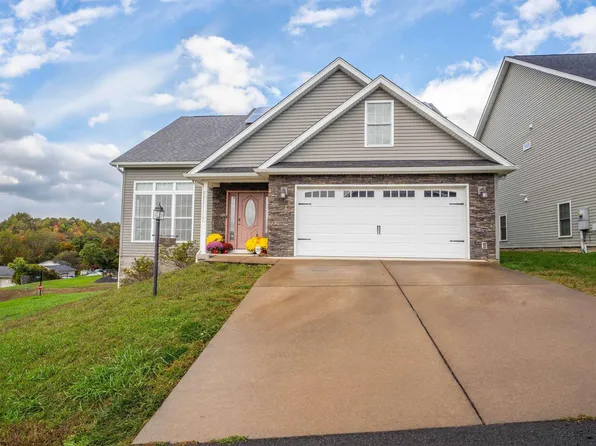 50 Windsong Ln, Morgantown, WV 26508